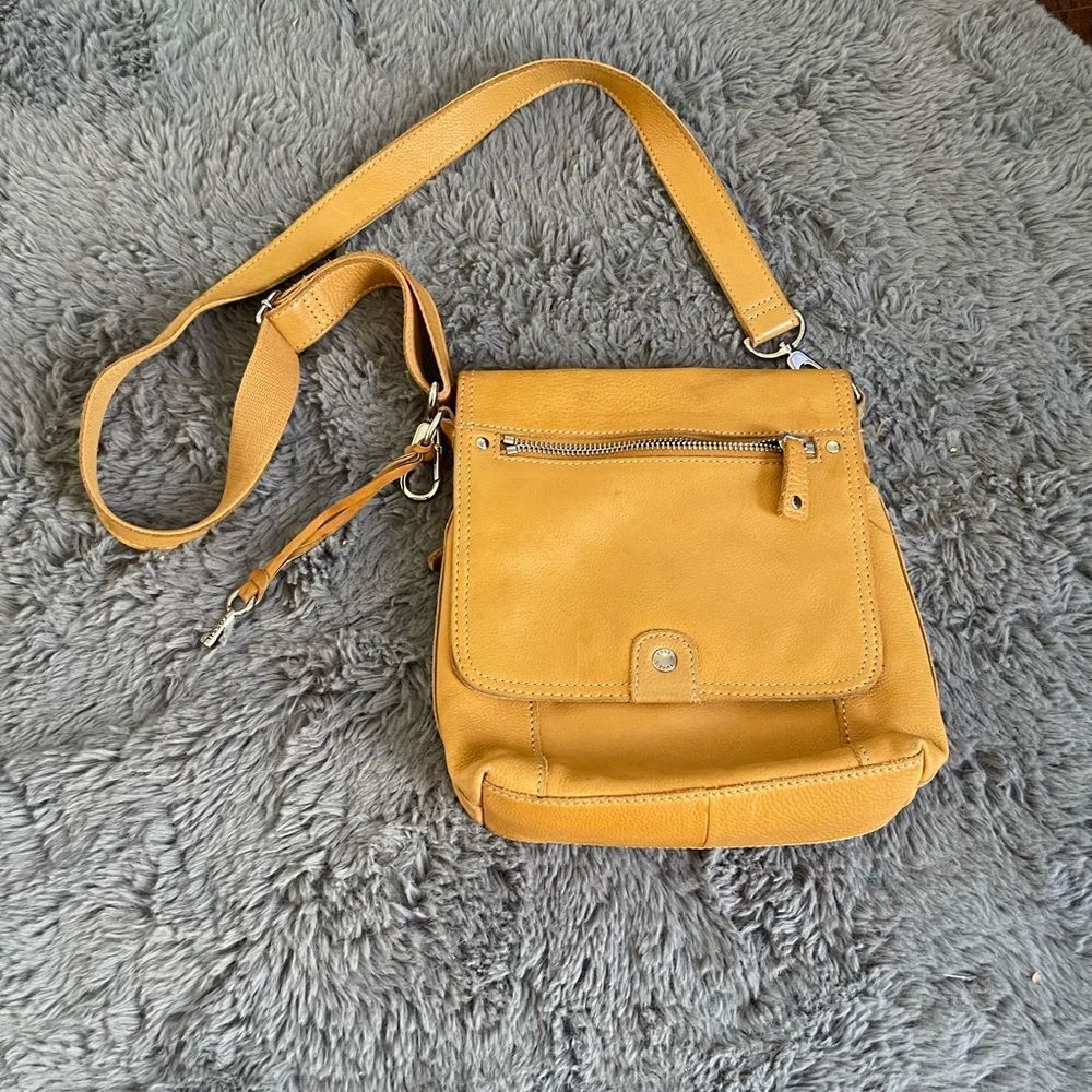 Fossil Pebbled Leather Purse With Built In Wallet - image 1